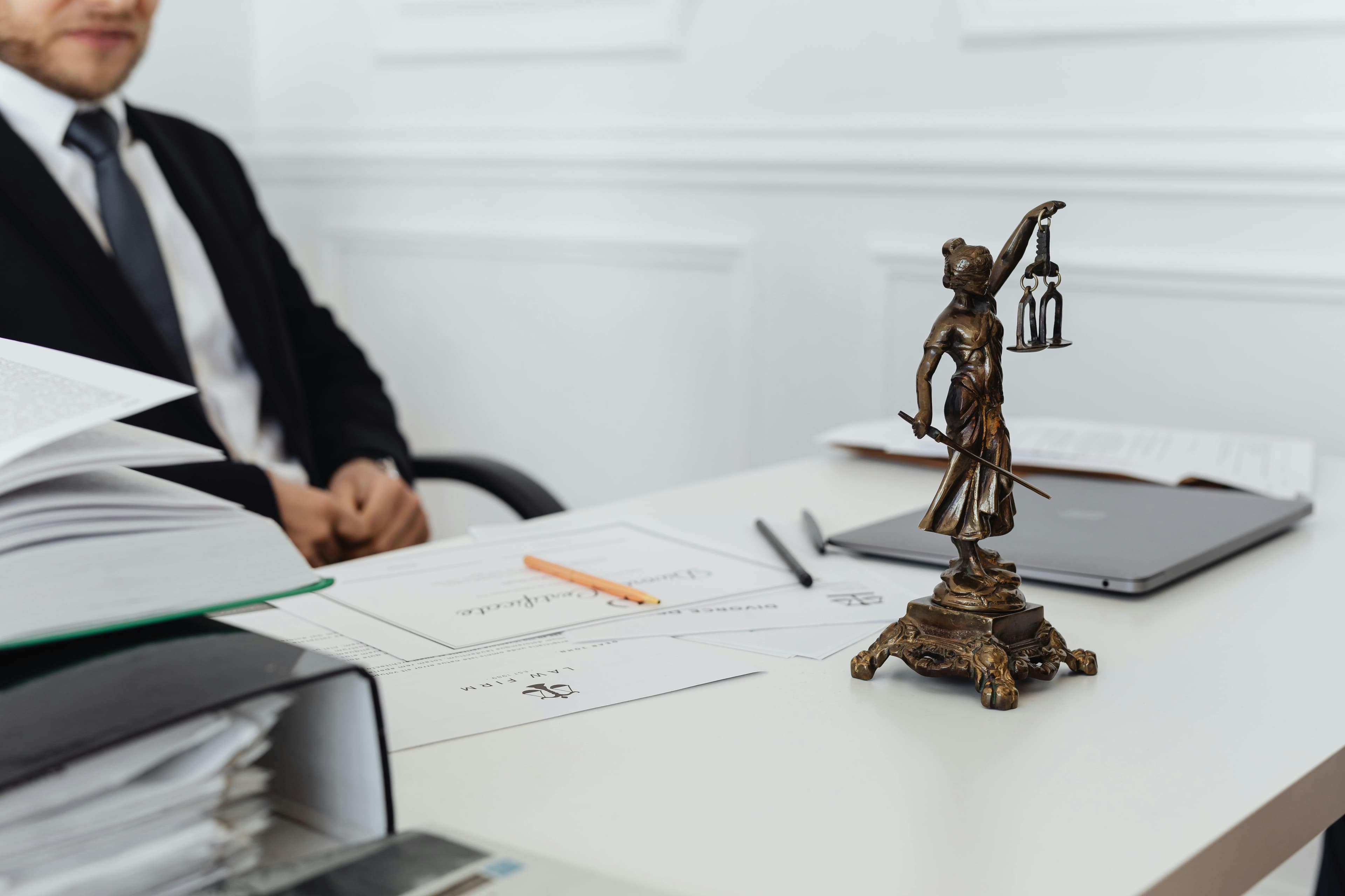 Scheingeschäfte: Was regelt § 117 BGB?